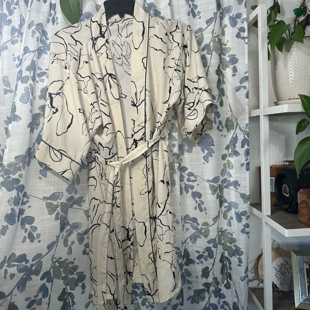 Floral Kimono Robe